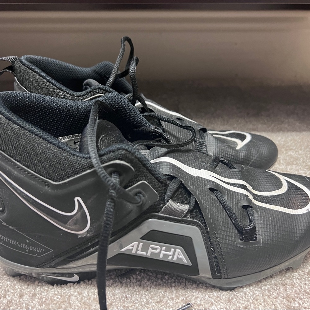 Nike Alpha Men's Black and Gray Athletic Football Cleats